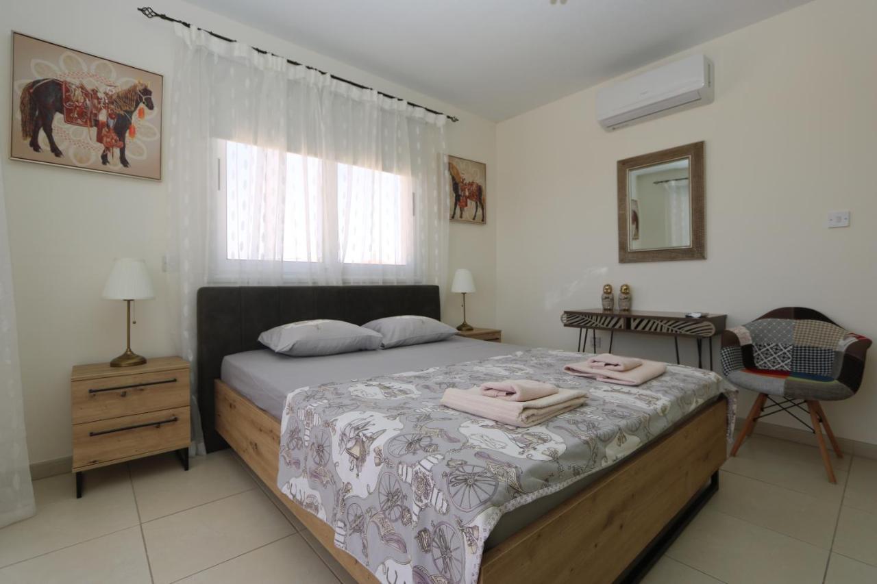 Nissi 3 View Holiday 2 Bedroom Apartment ไอยานาปา ภายนอก รูปภาพ